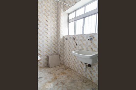 Apartamento à venda com 67m², 2 quartos e 2 vagas Apartamento à venda com 67m², 2 quartos e 2 vagasÁrea de serviço