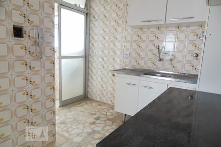 Apartamento à venda com 67m², 2 quartos e 2 vagas Apartamento à venda com 67m², 2 quartos e 2 vagasCozinha