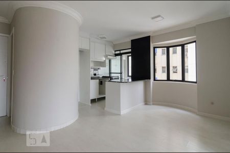 Sala de apartamento para alugar com 1 quarto, 49m² em Pinheiros, São Paulo