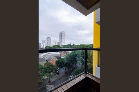 Varanda da sala de apartamento para alugar com 1 quarto, 49m² em Pinheiros, São Paulo