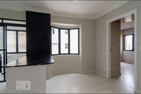 Sala de apartamento para alugar com 1 quarto, 49m² em Pinheiros, São Paulo