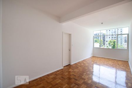 Sala de apartamento para alugar com 2 quartos, 80m² em Icaraí, Niterói