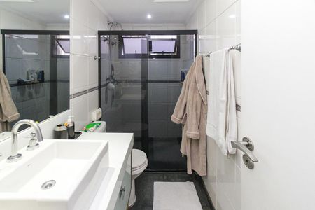 Apartamento para alugar com 136m², 3 quartos e 3 vagasBanheiro