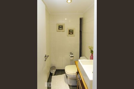 Apartamento para alugar com 136m², 3 quartos e 3 vagasLavabo