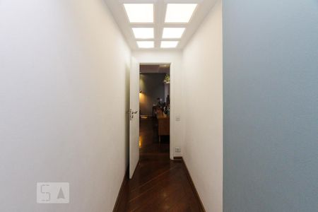 Apartamento para alugar com 136m², 3 quartos e 3 vagasCorredor