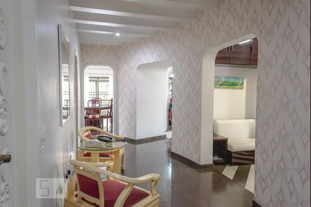 Apartamento à venda com 340m², 4 quartos e 6 vagas Apartamento à venda com 340m², 4 quartos e 6 vagasHall