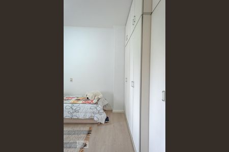 Apartamento à venda com 340m², 4 quartos e 6 vagas Apartamento à venda com 340m², 4 quartos e 6 vagasSuíte 3