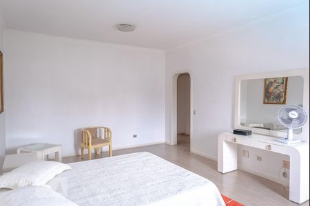 Apartamento à venda com 340m², 4 quartos e 6 vagas Apartamento à venda com 340m², 4 quartos e 6 vagasSuíte 4