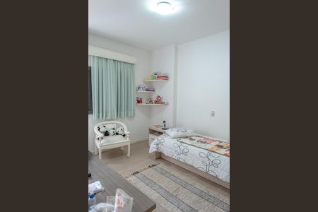 Apartamento à venda com 340m², 4 quartos e 6 vagas Apartamento à venda com 340m², 4 quartos e 6 vagasSuíte 3