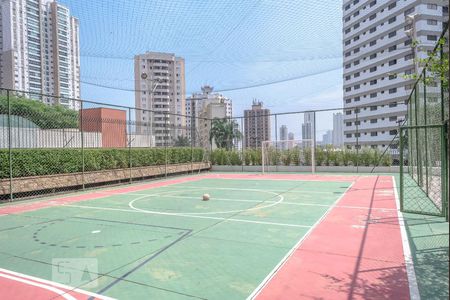 Apartamento à venda com 340m², 4 quartos e 6 vagas Apartamento à venda com 340m², 4 quartos e 6 vagasQuadra Esportiva