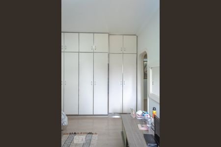 Apartamento à venda com 340m², 4 quartos e 6 vagas Apartamento à venda com 340m², 4 quartos e 6 vagasSuíte 3