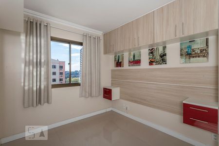 Quarto 2 de apartamento para alugar com 2 quartos, 57m² em Protásio Alves, Porto Alegre