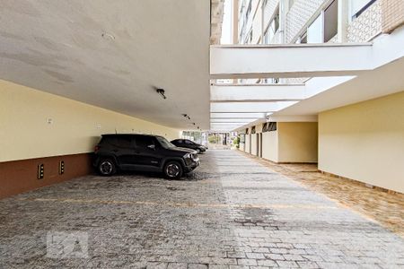 Apartamento à venda com 118m², 3 quartos e 1 vaga Apartamento à venda com 118m², 3 quartos e 1 vagaEstacionamento