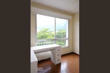 Apartamento para alugar com 110m², 3 quartos e 2 vagasQuarto 2