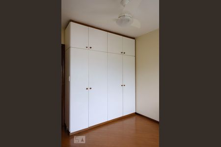 Apartamento para alugar com 110m², 3 quartos e 2 vagasQuarto 2