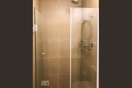 Apartamento à venda com 55m², 1 quarto e 2 vagasBanheiro