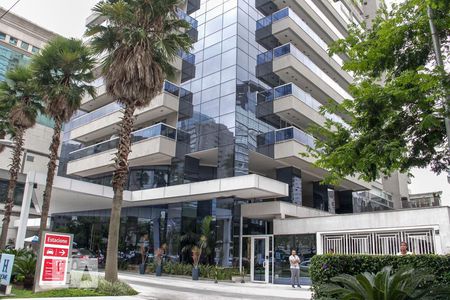 Apartamento à venda com 55m², 1 quarto e 2 vagasFachada