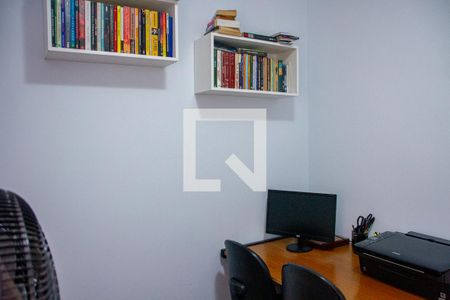 Casa à venda com 200m², 4 quartos e 2 vagas Casa à venda com 200m², 4 quartos e 2 vagasQuarto 1