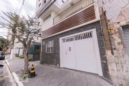 Fachada de casa à venda com 3 quartos, 160m² em Tatuapé, São Paulo