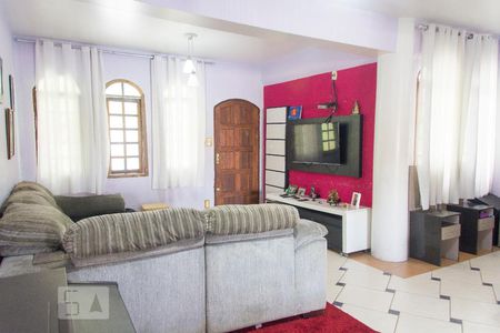 Sala de casa para alugar com 3 quartos, 315m² em Vila Vitória, Santo André