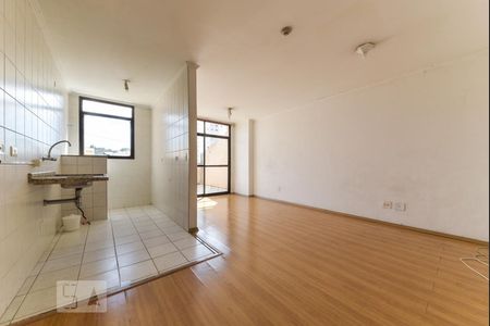 Sala de kitnet/studio para alugar com 1 quarto, 30m² em Rudge Ramos, São Bernardo do Campo
