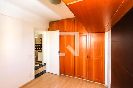 Quarto 1 de apartamento para alugar com 3 quartos, 80m² em Jardim Maria Estela, São Paulo