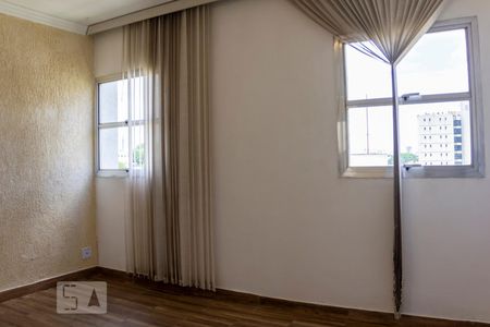 Apartamento para alugar com 65m², 3 quartos e sem vagaSala