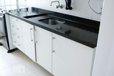 Apartamento à venda com 56m², 2 quartos e 1 vagaCozinha