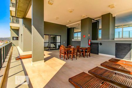 Apartamento para alugar com 36m², 1 quarto e 1 vagaÁrea comum - Piscina