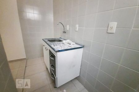 Cozinha de kitnet/studio à venda com 1 quarto, 28m² em Taboão, São Bernardo do Campo