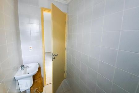 Banheiro de apartamento à venda com 1 quarto, 52m² em Taboão, São Bernardo do Campo