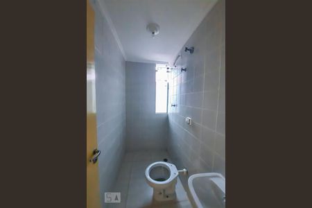 Banheiro de apartamento à venda com 1 quarto, 52m² em Taboão, São Bernardo do Campo