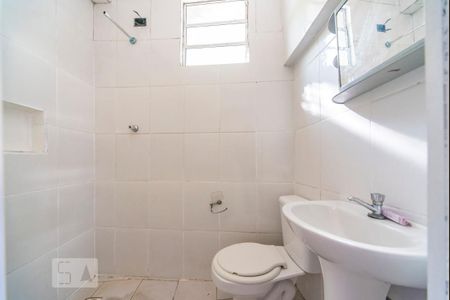 Banheiro  de casa para alugar com 1 quarto, 30m² em Vila Camilopolis, Santo André