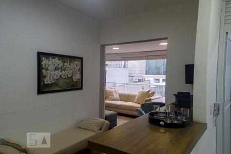 Sala de apartamento para alugar com 1 quarto, 54m² em Vila Nova Conceição, São Paulo