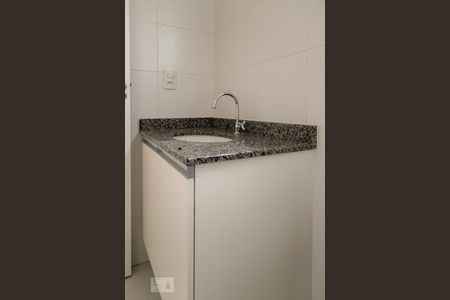 Apartamento à venda com 65m², 2 quartos e 2 vagas Apartamento à venda com 65m², 2 quartos e 2 vagasBanheiro do Quarto 1