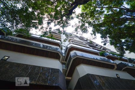 Apartamento à venda com 100m², 2 quartos e 1 vagaFachada