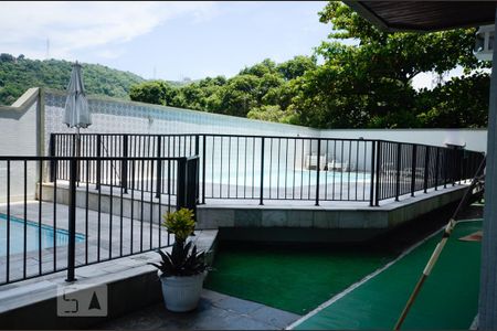 Apartamento à venda com 100m², 2 quartos e 1 vagaÁrea comum - Piscina