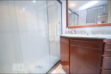 Apartamento à venda com 100m², 2 quartos e 1 vagaBanheiro da Suíte