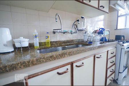 Apartamento à venda com 100m², 2 quartos e 1 vagaCozinha