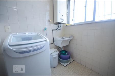 Apartamento à venda com 100m², 2 quartos e 1 vagaÁrea de Serviço