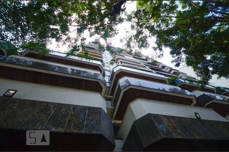 Apartamento à venda com 100m², 2 quartos e 1 vagaFachada