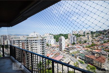 Apartamento à venda com 100m², 2 quartos e 1 vagaVista
