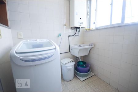 Apartamento à venda com 100m², 2 quartos e 1 vagaÁrea de Serviço