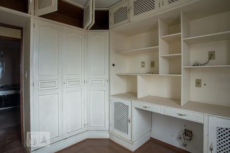 Quarto 3 de apartamento para alugar com 3 quartos, 90m² em Jardim Sonia, São Paulo