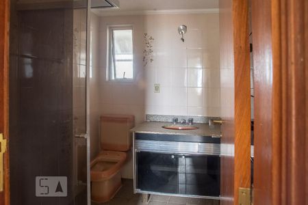 Banheiro de apartamento para alugar com 3 quartos, 90m² em Jardim Sonia, São Paulo