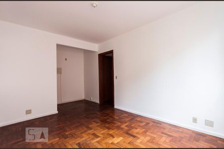 Sala de apartamento para alugar com 1 quarto, 49m² em Rio Branco, Porto Alegre