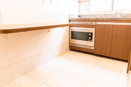 Apartamento para alugar com 127m², 2 quartos e 2 vagas Apartamento para alugar com 127m², 2 quartos e 2 vagasCozinha