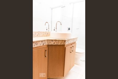 Apartamento para alugar com 127m², 2 quartos e 2 vagas Apartamento para alugar com 127m², 2 quartos e 2 vagasBanheiro Social