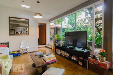 Sala de casa para alugar com 3 quartos, 435m² em Jardim Paulistano, São Paulo