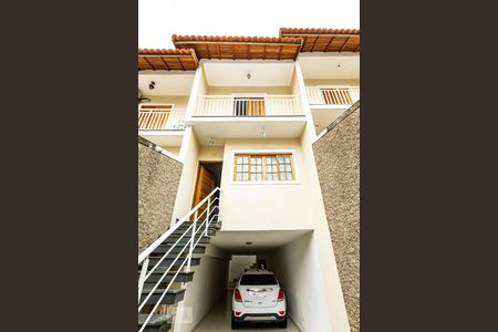 Casa à venda com 125m², 2 quartos e 5 vagasFachada 